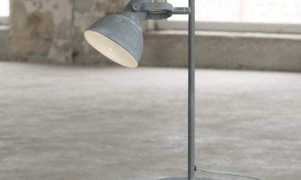 FURBO Bordlampe, beton farvet metal, beton fod