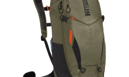 Camelbak K.U.D.U. – Rygsæk 20L med rygbeskyttelse – Str. S/M – Oliven/Orange