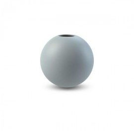 Cooee Design Vase – Ball Dusty Blue 10 cm fra Cooee Design